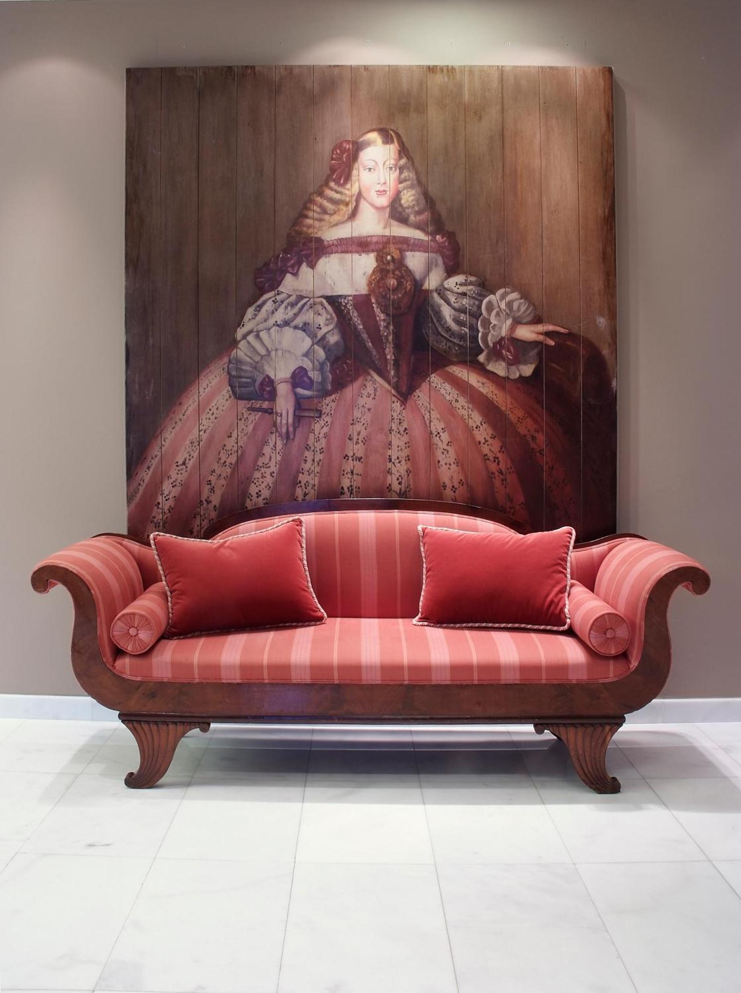 グラン ホテル ラ ペルラ パンプローナ エクステリア 写真 A sofa